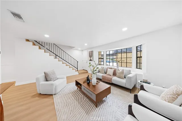 $625,000 | 409 West Mountain View Avenue, Unit 6, La Habra, CA 90631