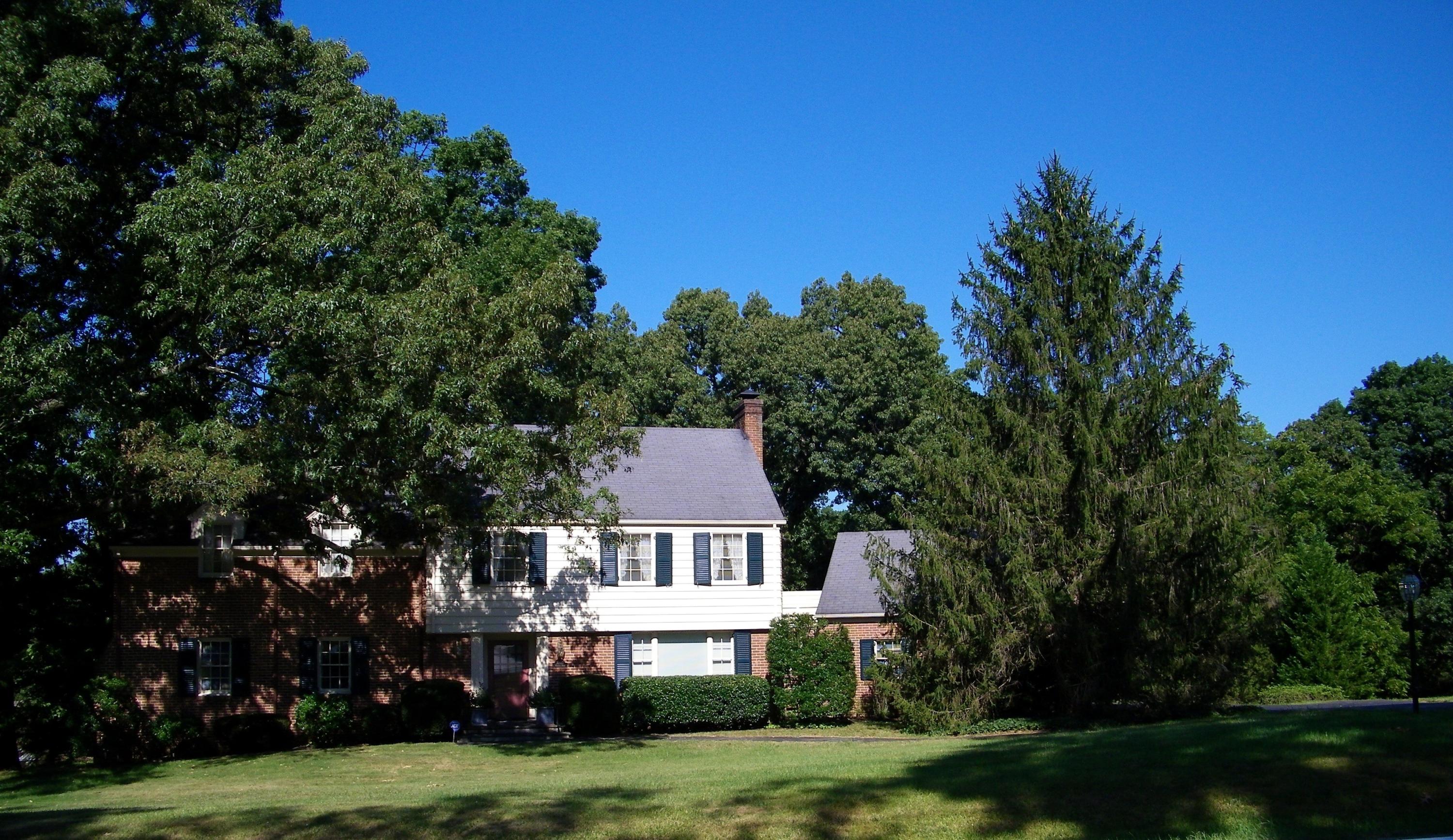 3333 Mud Lick Road Southwest Roanoke, VA 24018 - Photo 2 of 48 Front from across the street