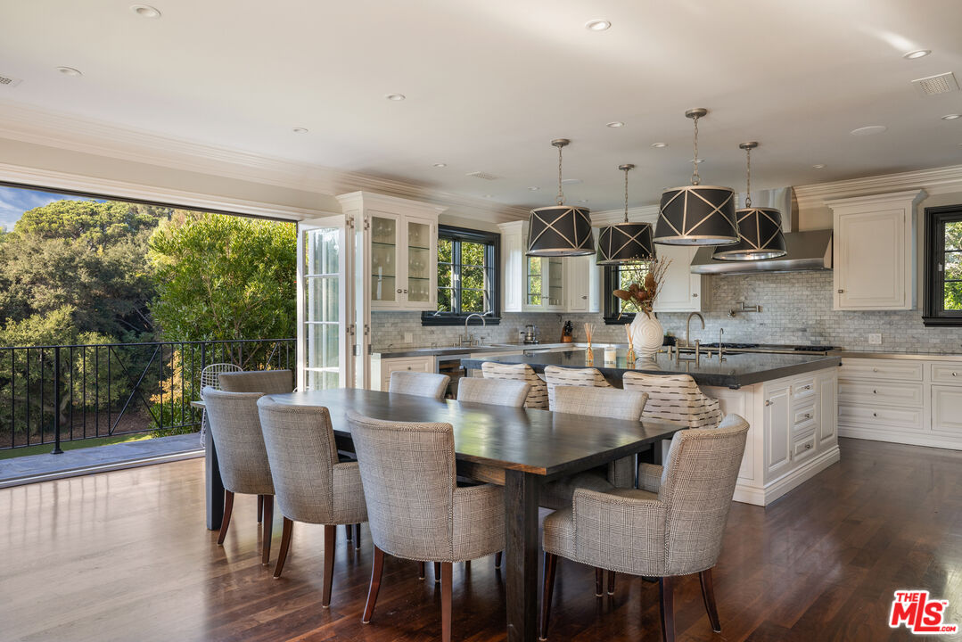 10847 Bellagio Road Los Angeles, CA 90077 - Photo 15 of 59