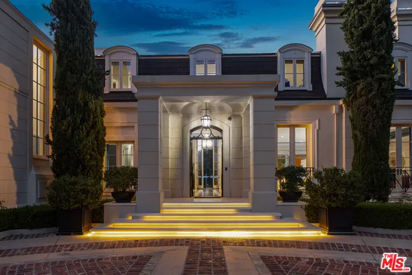 $189,000 | 10847 Bellagio Road, Los Angeles, CA 90077