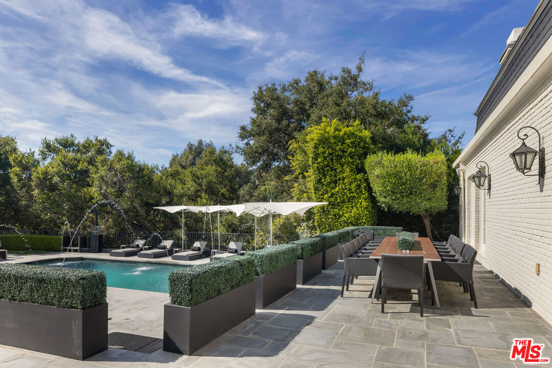 10847 Bellagio Road Los Angeles, CA 90077 - Photo 23 of 59