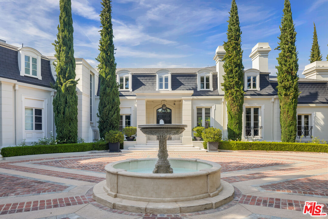 10847 Bellagio Road Los Angeles, CA 90077 - Photo 4 of 59