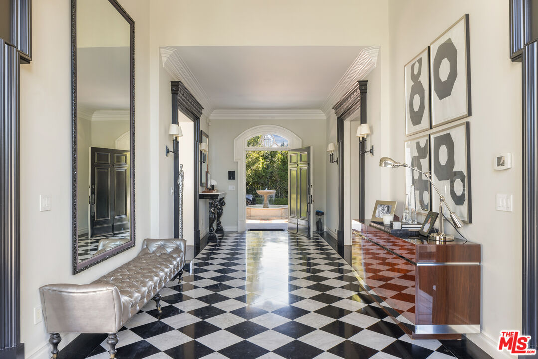 10847 Bellagio Road Los Angeles, CA 90077 - Photo 5 of 59