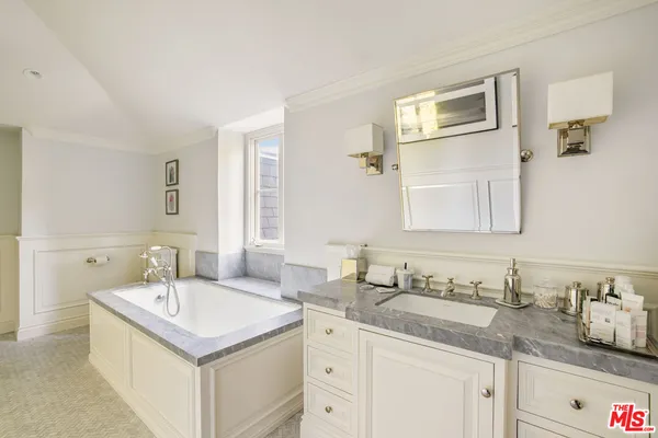 $189,000 | 10847 Bellagio Road, Los Angeles, CA 90077