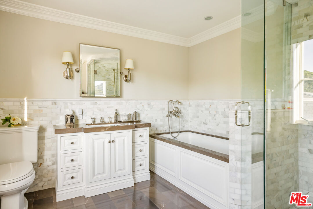 10847 Bellagio Road Los Angeles, CA 90077 - Photo 54 of 59