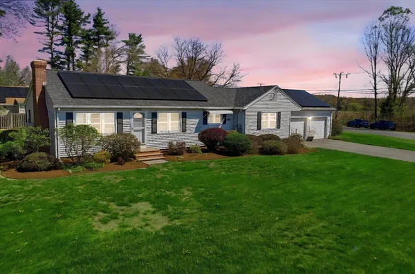 $529,900 | 34 Comins Road, Hadley, MA 01035