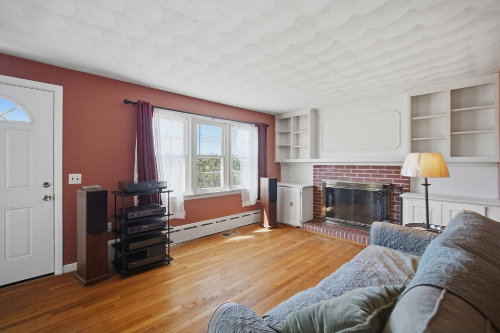 34 Comins Road Hadley, MA 01035 - Photo 15 of 40