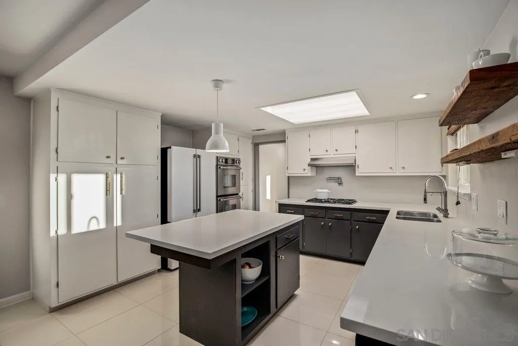 1344 Los Conejos Road Fallbrook, CA 92028 - Photo 4 of 34 Gallery Image 4