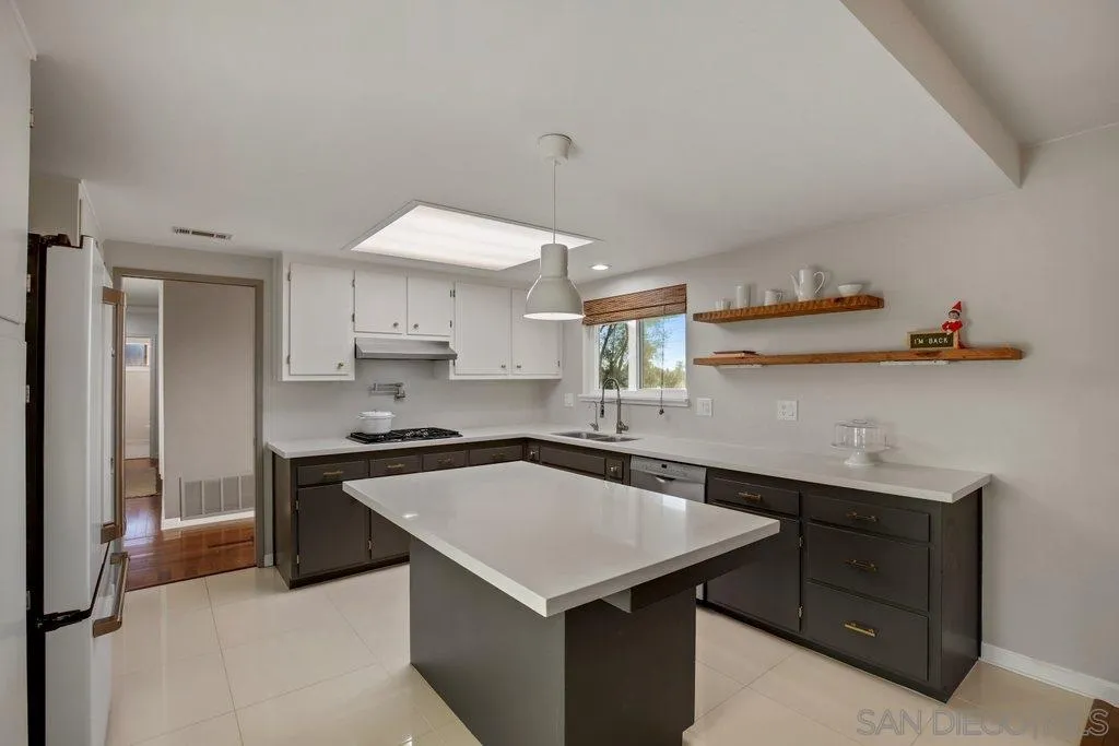 1344 Los Conejos Road Fallbrook, CA 92028 - Photo 5 of 34 Gallery Image 5