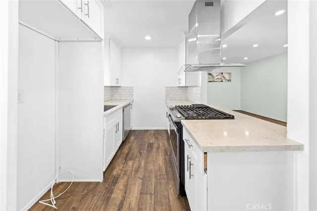 $3,200 | 10717 Cantara Street, Sun Valley, CA 91352