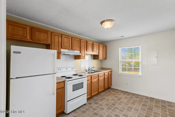 $975 | 2322 Indian Drive, Unit A5, Jacksonville, NC 28546