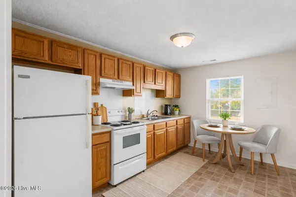 $975 | 2322 Indian Drive, Unit A5, Jacksonville, NC 28546