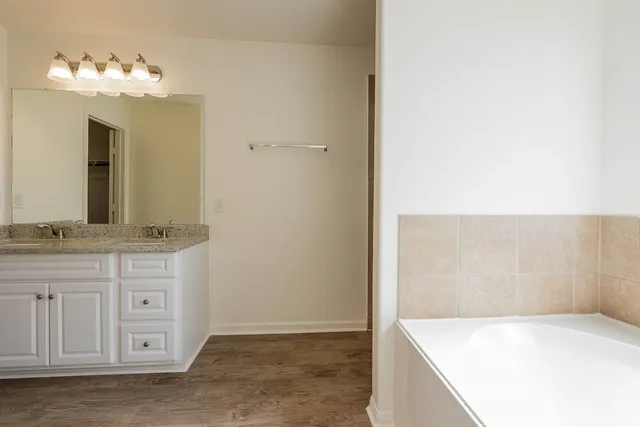 $1,899 | 922 Doubletree Glen Drive, Houston, TX 77073