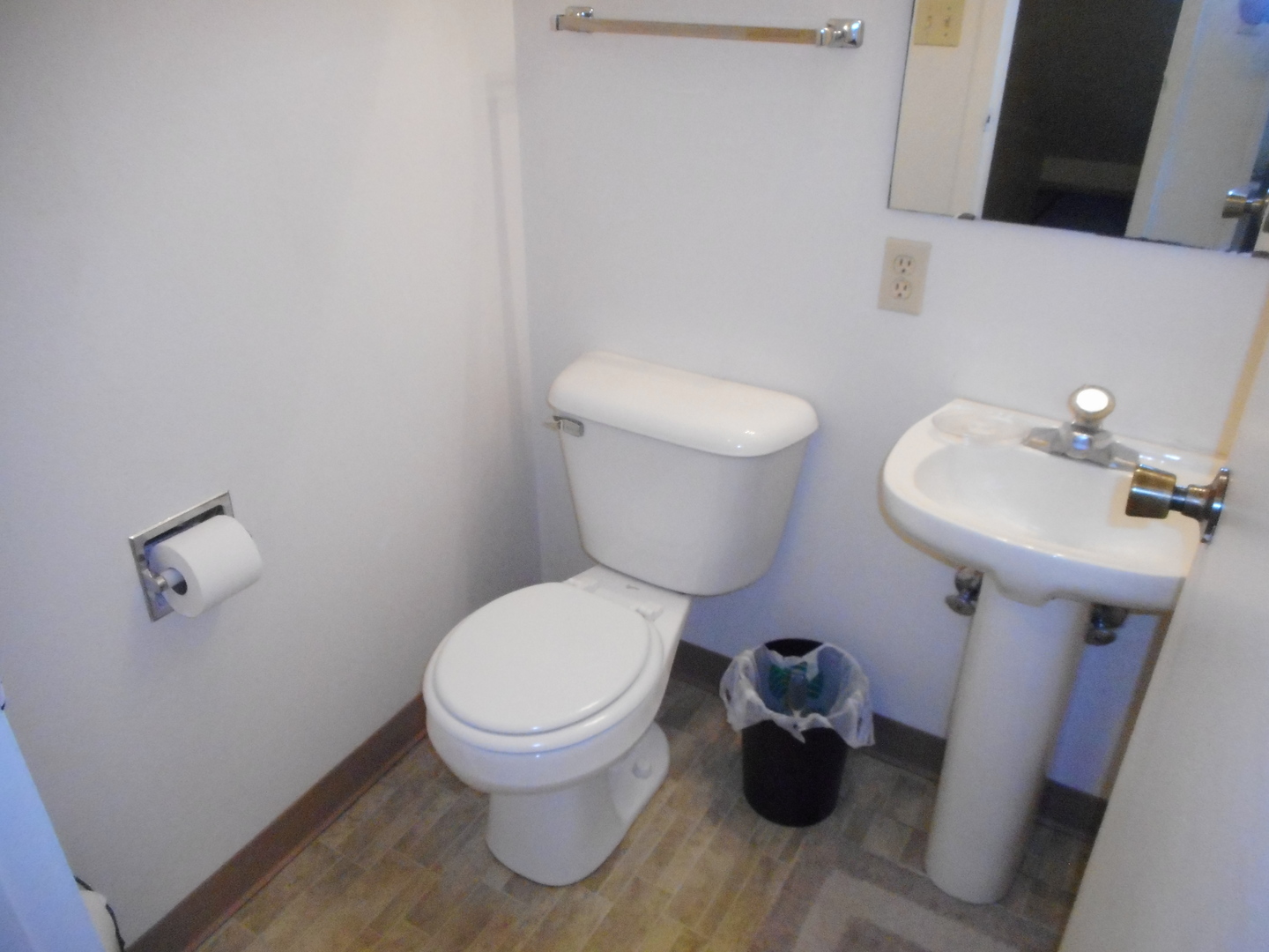 1729 Raintree Court, Unit 1729 Sycamore, IL 60178 - Photo 23 of 32