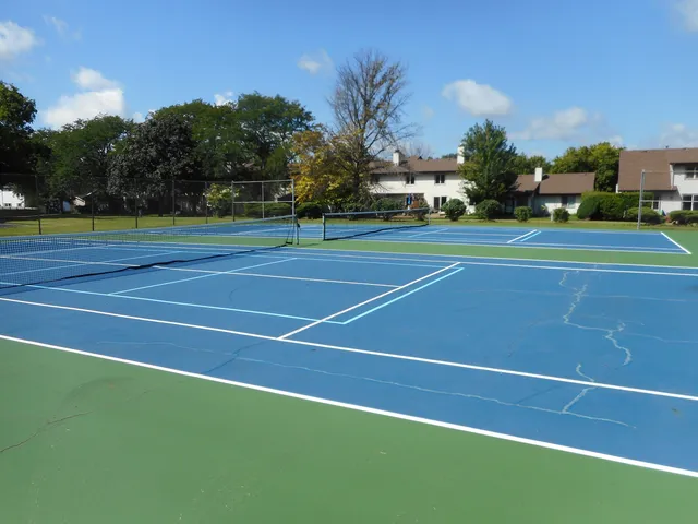 $175,000 | 1729 Raintree Court, Unit 1729, Sycamore, IL 60178