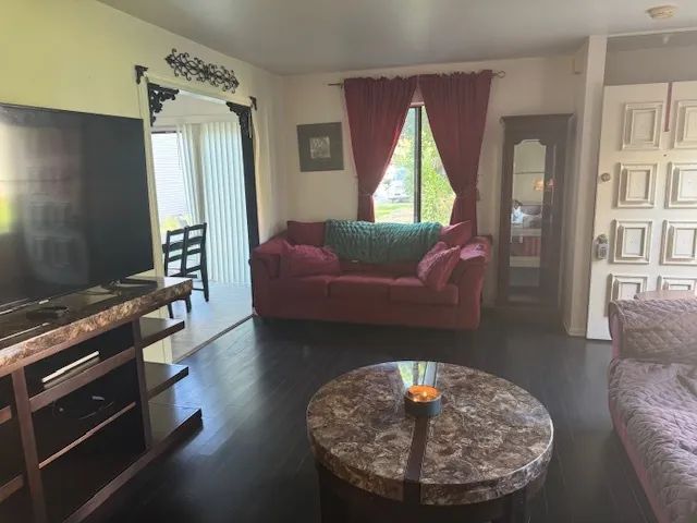 $175,000 | 1729 Raintree Court, Unit 1729, Sycamore, IL 60178