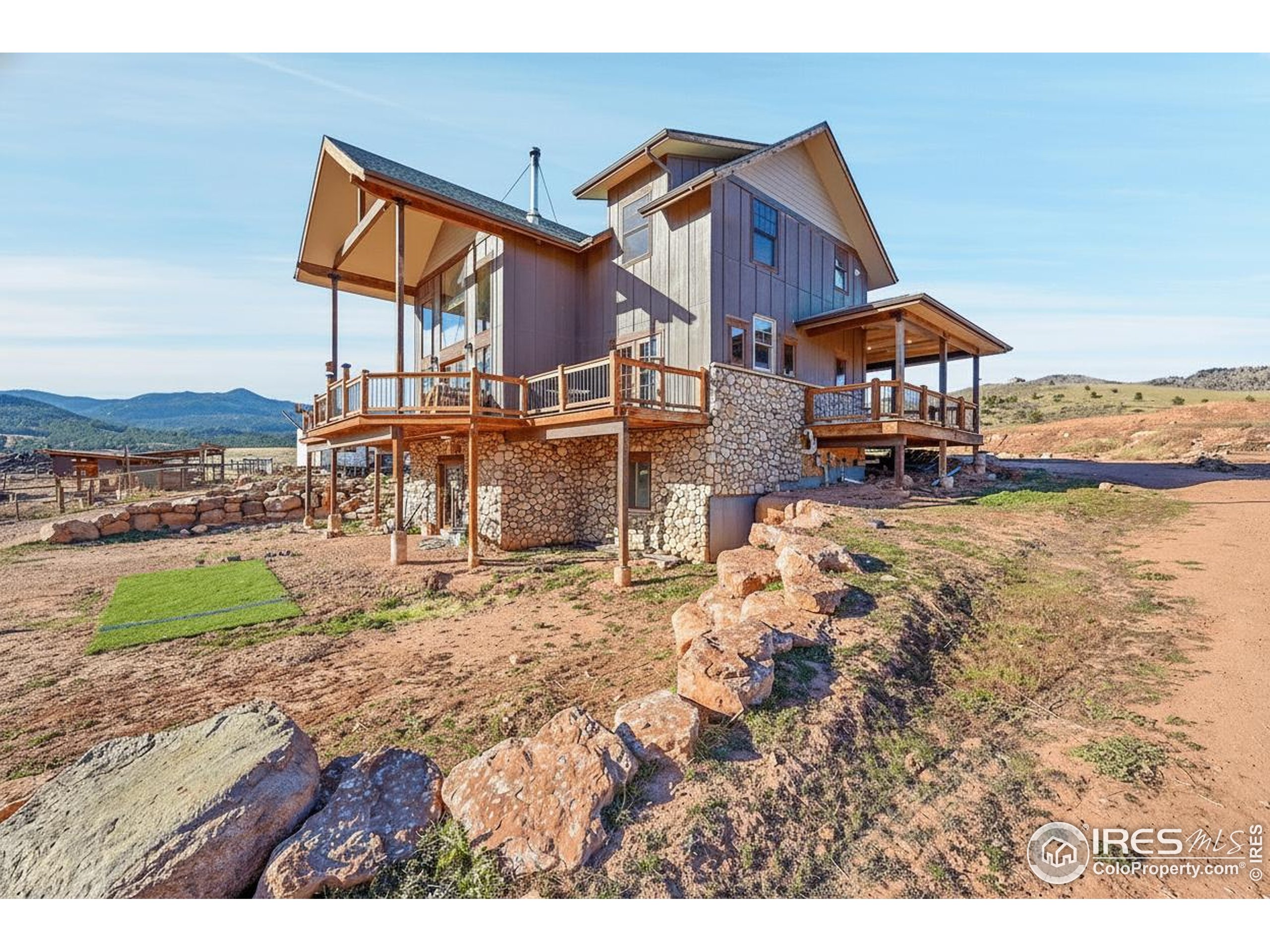 702 Ponderosa Hill Road Lyons, CO 80540 - Photo 28 of 39