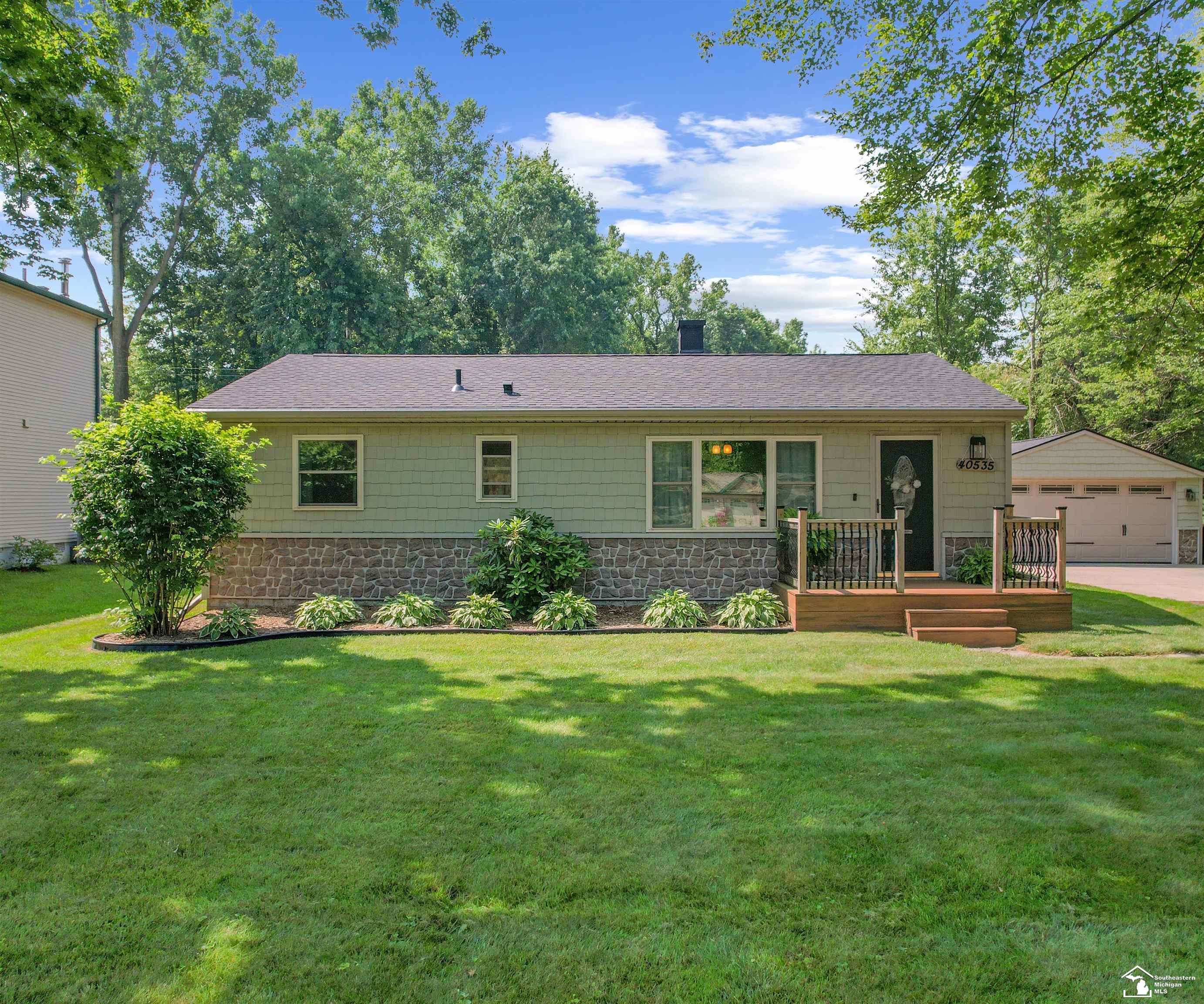 40535 Judd Road Belleville, MI 48111 - Photo 2 of 53
