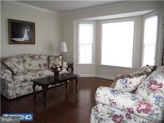 163 Connecticut Avenue Sinking Spring, PA 19608 - Photo 3 of 12 Living Room