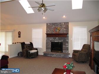 163 Connecticut Avenue Sinking Spring, PA 19608 - Photo 7 of 12 Family Room