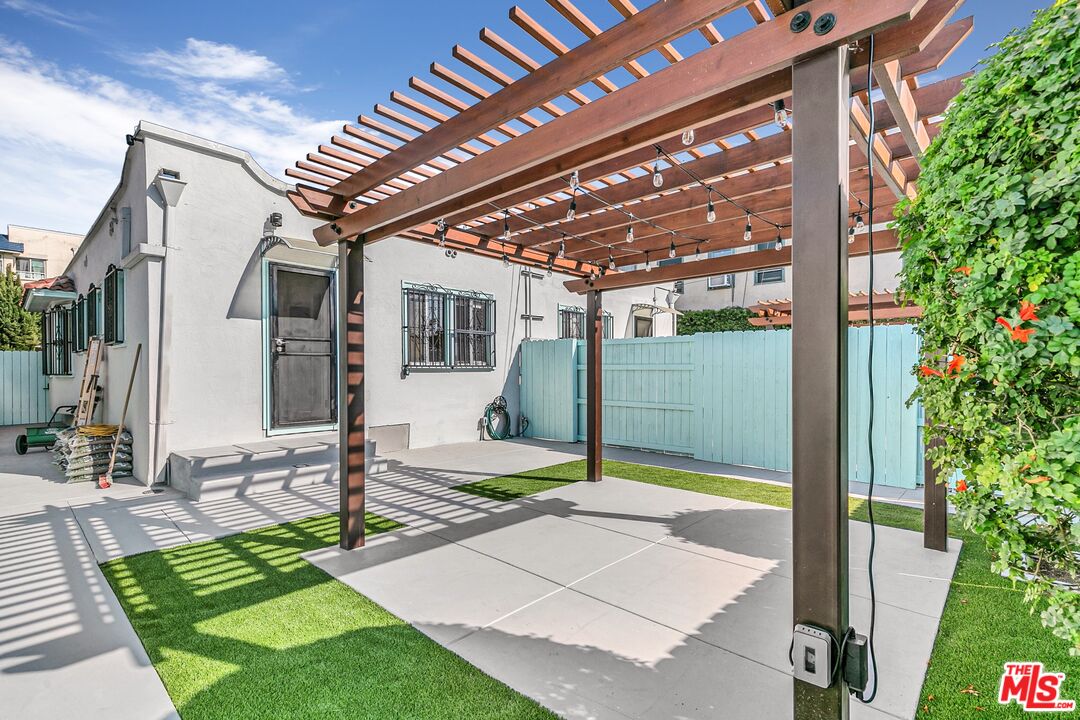 123 North Reno Street Los Angeles, CA 90026 - Photo 23 of 28 a view of a porch with yard