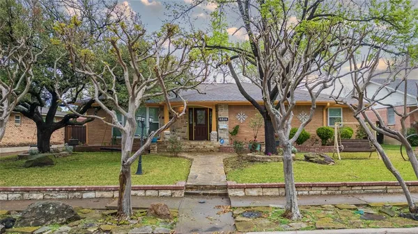 $3,900 | 2516 Pinebluff Drive, Dallas, TX 75228
