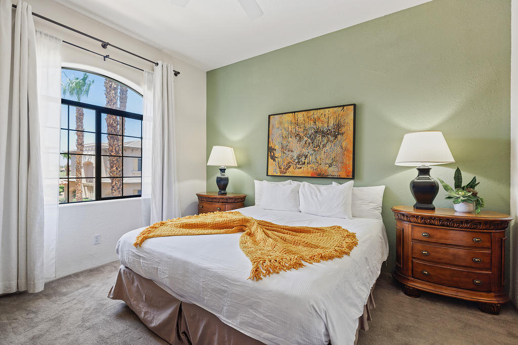 50620 Santa Rosa Plaza, Unit 7 La Quinta, CA 92253 - Photo 14 of 23 Bedroom