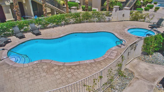 $299,000 | 50620 Santa Rosa Plaza, Unit 7, La Quinta, CA 92253