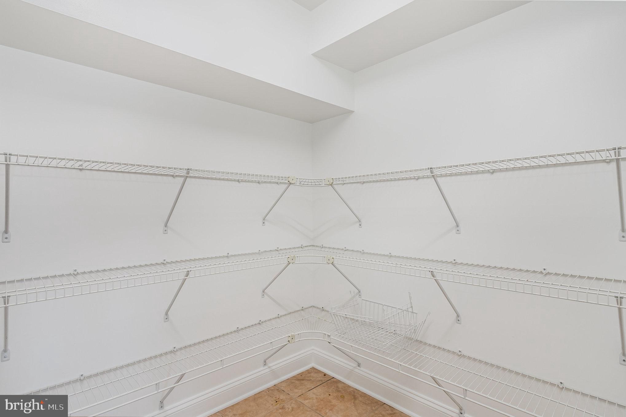 70 Johnson Road Pasadena, MD 21122 - Photo 7 of 35 a view of a rug