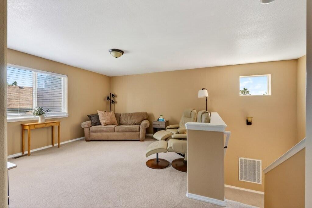 2144 Southwest 37th Street Redmond, OR 97756 - Photo 22 of 35 22