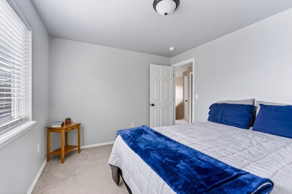2144 Southwest 37th Street Redmond, OR 97756 - Photo 27 of 35 26a