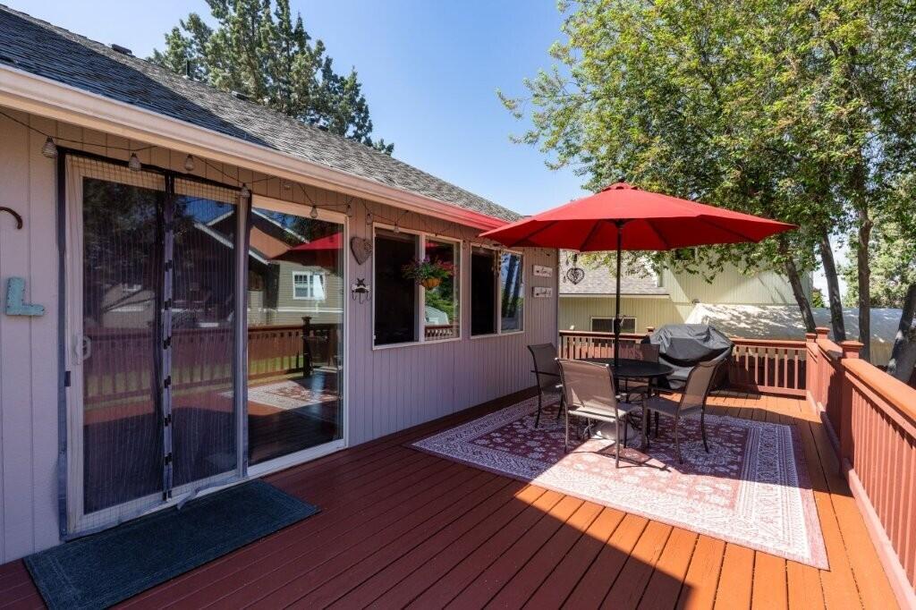 2144 Southwest 37th Street Redmond, OR 97756 - Photo 28 of 35 27