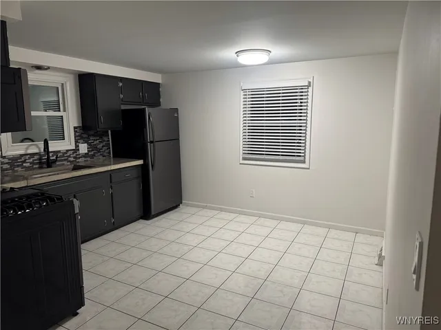 $1,800 | 235 Robert Drive, North Tonawanda, NY 14120