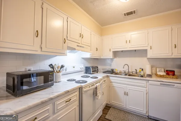 $195,000 | 9 Sagebrush Apartments, Statesboro, GA 30458