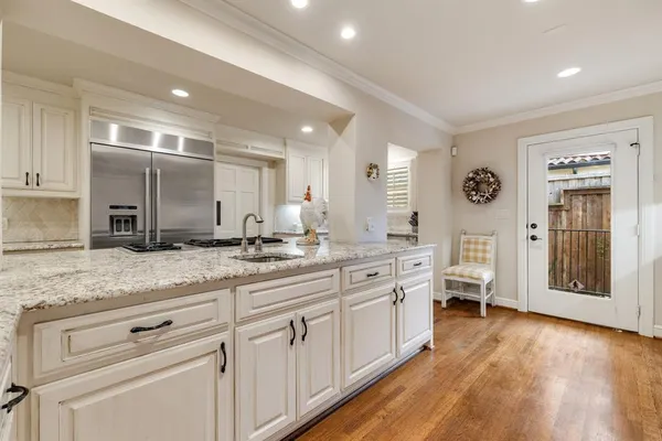 $7,500 | 4678 Beverly Drive, Highland Park, TX 75209