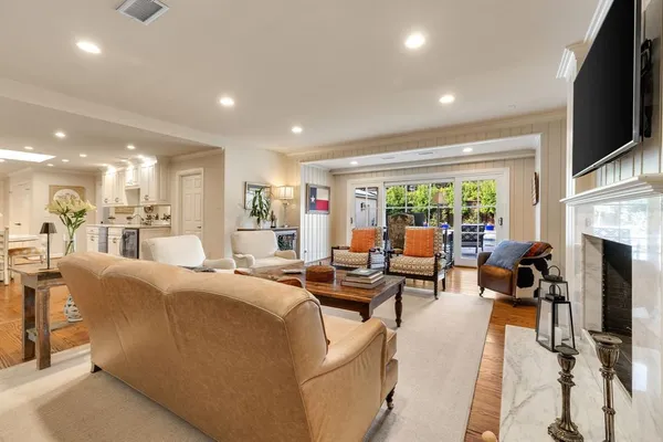 $7,500 | 4678 Beverly Drive, Highland Park, TX 75209