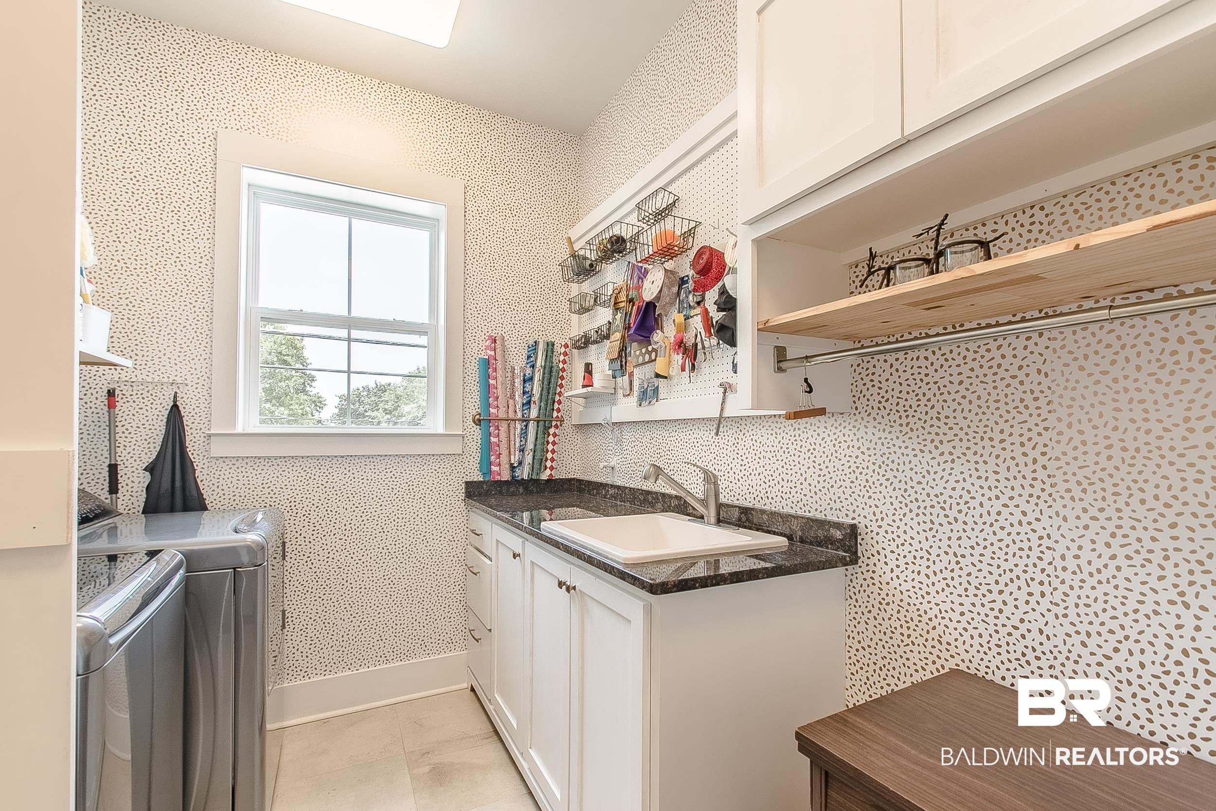6 Minnich Court Fairhope, AL 36532 - Photo 21 of 50 Laundry room