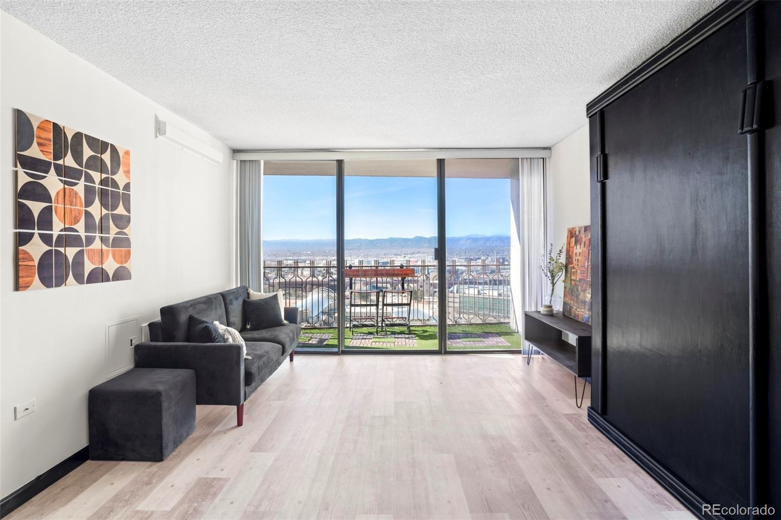 1020 15th Street, Unit 22B Denver, CO 80202 - Photo 3 of 23