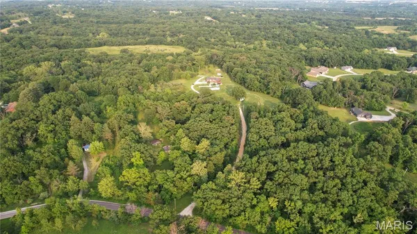 $1,525,000 | 69 McClay Road, Winfield, MO 63389