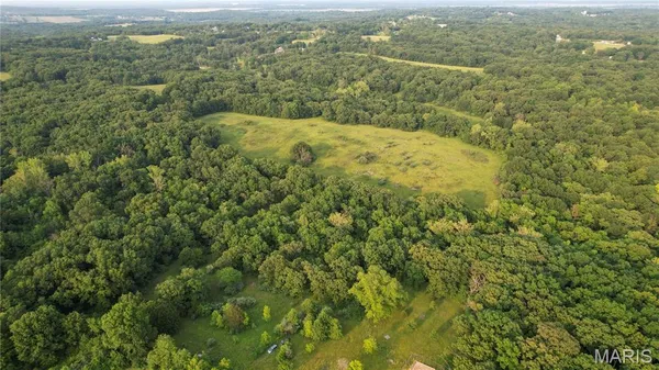 $1,525,000 | 69 McClay Road, Winfield, MO 63389