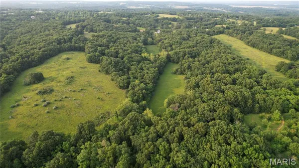 $1,525,000 | 69 McClay Road, Winfield, MO 63389