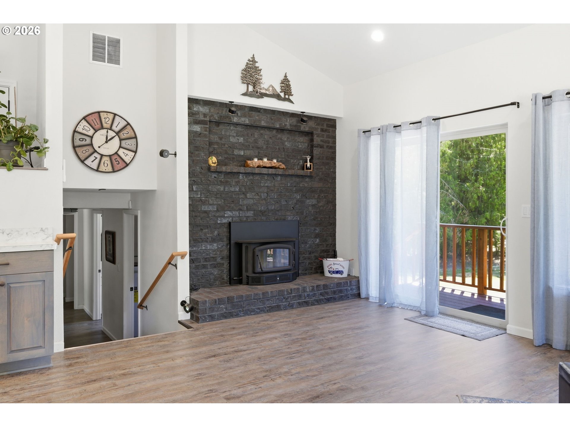 5407 Buckhorn Road Roseburg, OR 97470 - Photo 11 of 48 Gallery Image 11