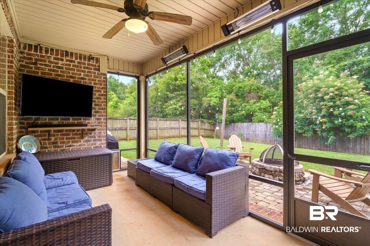 9684 Sanibel Loop Daphne, AL 36526 - Photo 2 of 22