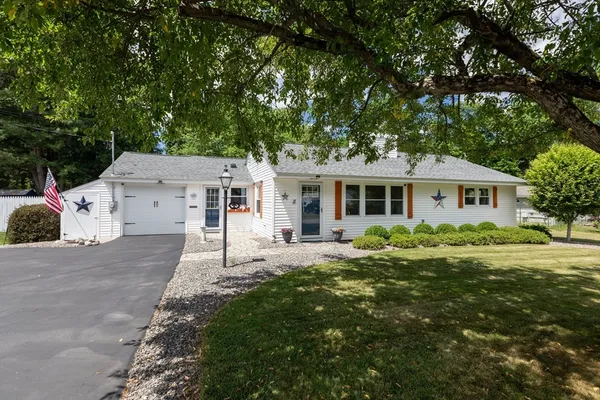 $500,000 | 11 Blake Avenue, West Boylston, MA 01583