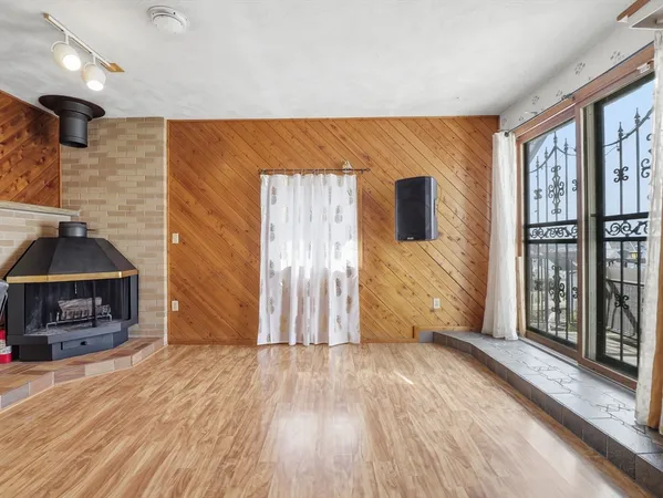 $959,900 | 32-34 Harley Avenue, Everett, MA 02149