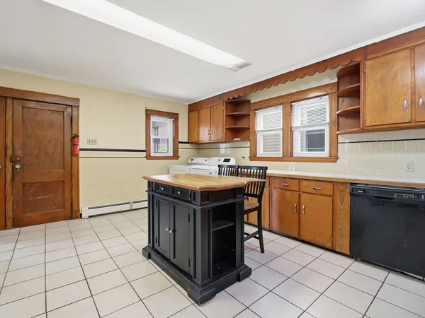 $959,900 | 32-34 Harley Avenue, Everett, MA 02149