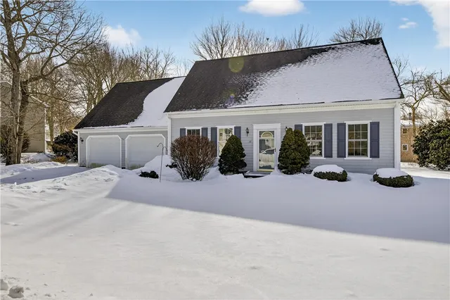 $749,000 | 36 Sachem Road, Narragansett, RI 02882