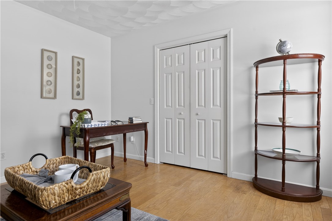 36 Sachem Road Narragansett, RI 02882 - Photo 17 of 37