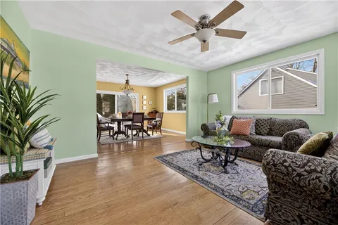 $749,000 | 36 Sachem Road, Narragansett, RI 02882