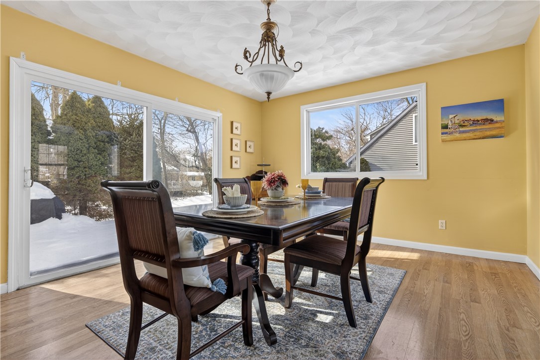 36 Sachem Road Narragansett, RI 02882 - Photo 8 of 37